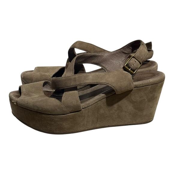 Chocolat Blu Taupe Suede Platform Wedge Sandals Women's Size 7 Slingback Clog - Picture 4 of 8